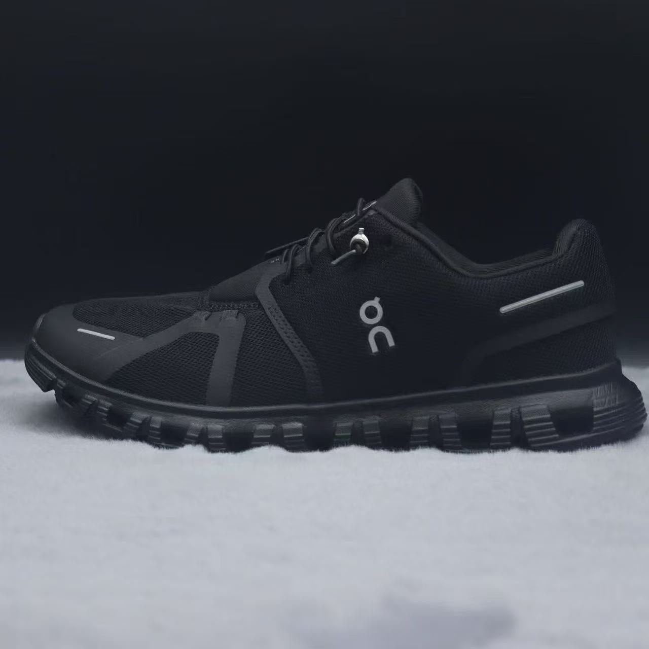 New 2026 Running Shoes Breathable Couple Non-Slip Sneakers Mesh Off-road Shoes