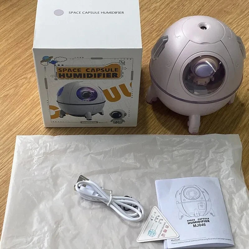 220ML Desktop Humidifier Portable USB Astronaut Air Humidifier Diffuser for Home With Colorful Light