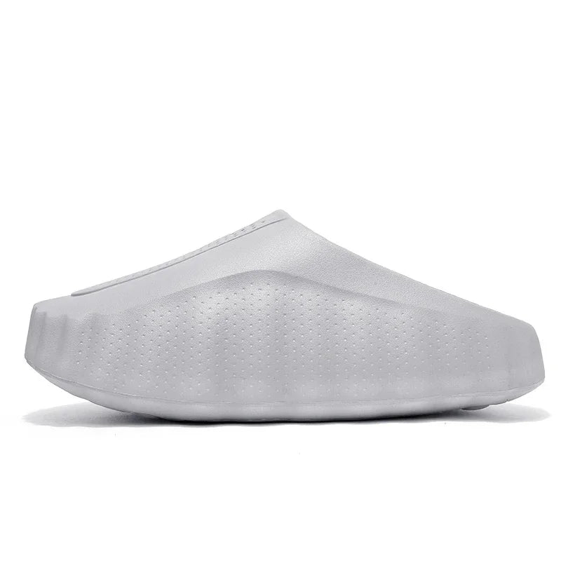New Lightweight Breathable Outdoor Casual Slippers Women's Summer Soft EVA Slides Female Male Couples Outdoor Street Sandals