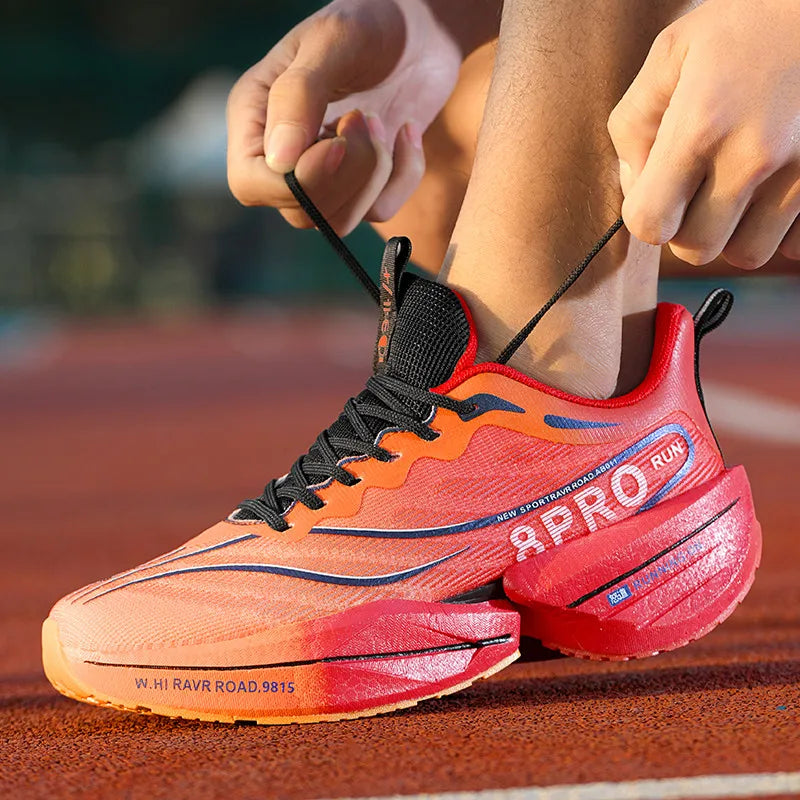 New Carbon Plate Sneakers Outdoor Soft Sole Mesh Sports Shoes Running Shoes Light Anti-Slip Casual Couple Tennis Shoes