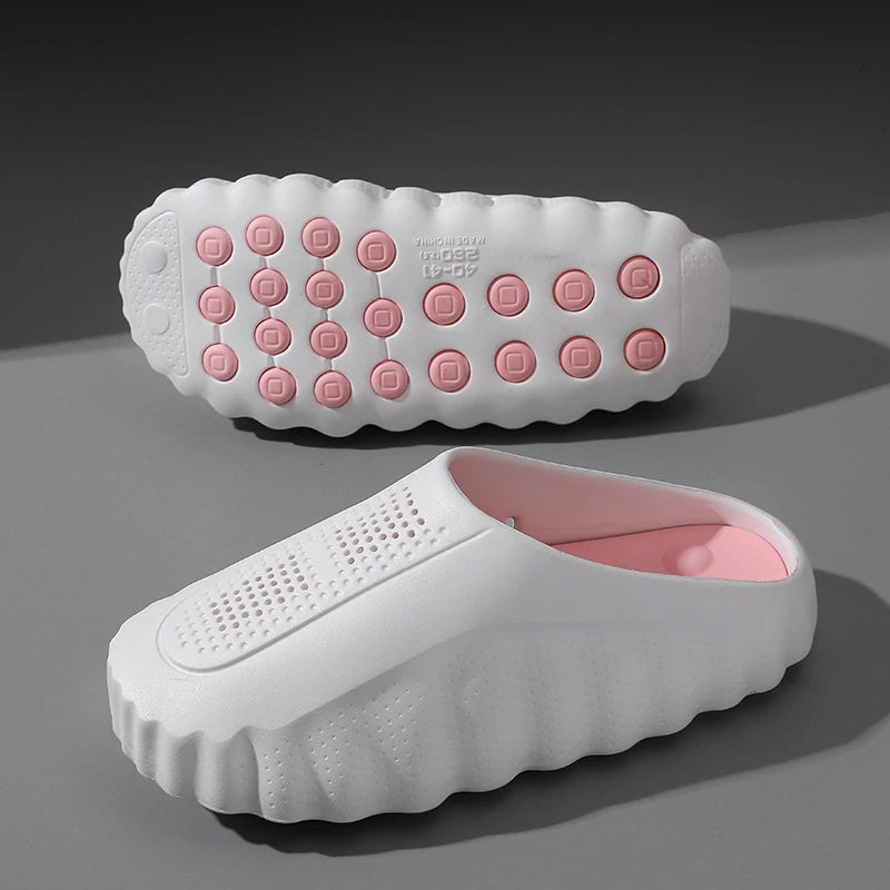 New Slippers Outdoor Soft Thick Sole Slides Breathable Sandals Non-Slip Bathroom Slippers Lightweight Summer Beach Sandals