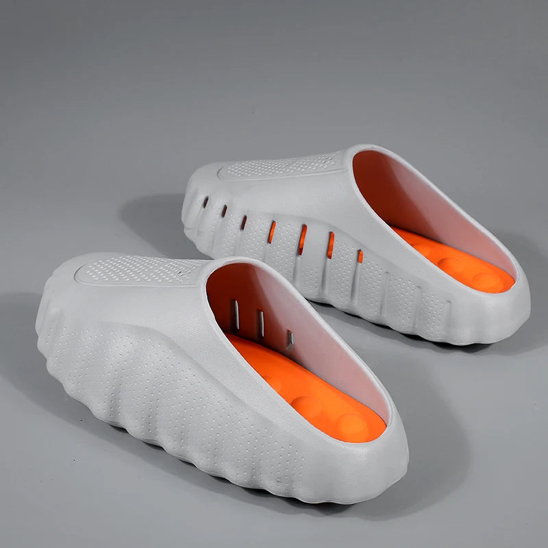 New Slippers Outdoor Soft Thick Sole Slides Breathable Sandals Non-Slip Bathroom Slippers Lightweight Summer Beach Sandals
