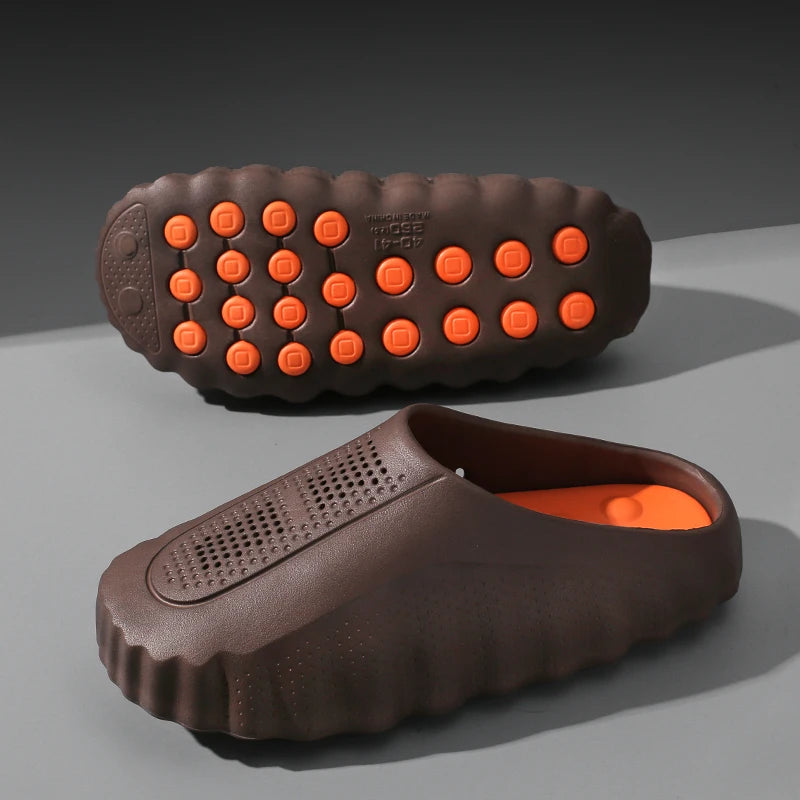 New Slippers Outdoor Soft Thick Sole Slides Breathable Sandals Non-Slip Bathroom Slippers Lightweight Summer Beach Sandals