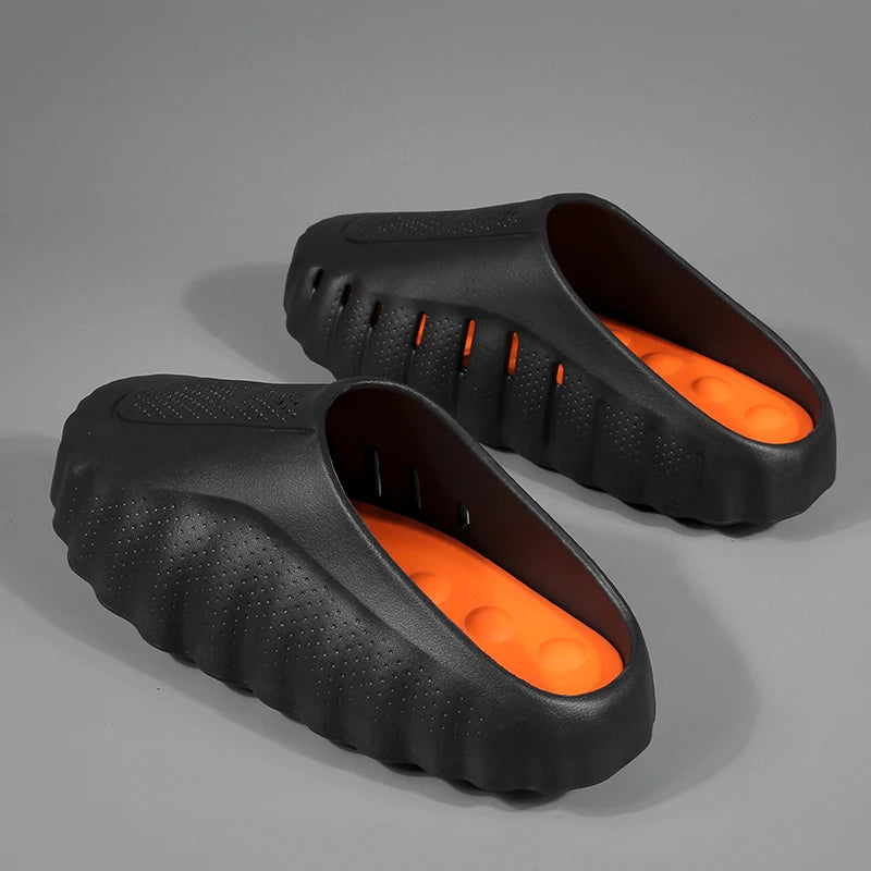 New Slippers Outdoor Soft Thick Sole Slides Breathable Sandals Non-Slip Bathroom Slippers Lightweight Summer Beach Sandals