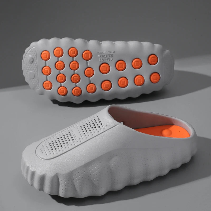New Slippers Outdoor Soft Thick Sole Slides Breathable Sandals Non-Slip Bathroom Slippers Lightweight Summer Beach Sandals