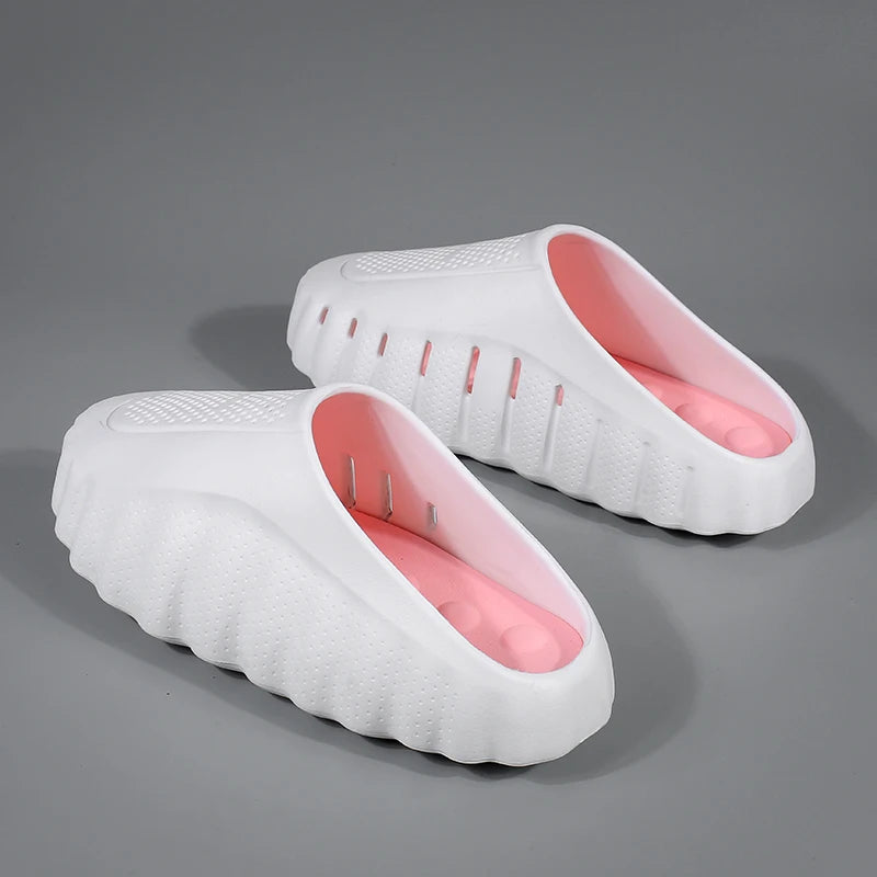 New Slippers Outdoor Soft Thick Sole Slides Breathable Sandals Non-Slip Bathroom Slippers Lightweight Summer Beach Sandals