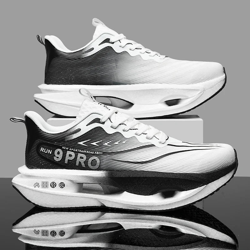 New Carbon Plate Sneakers Outdoor Soft Sole Mesh Sports Shoes Running Shoes Light Anti-Slip Casual Couple Tennis Shoes